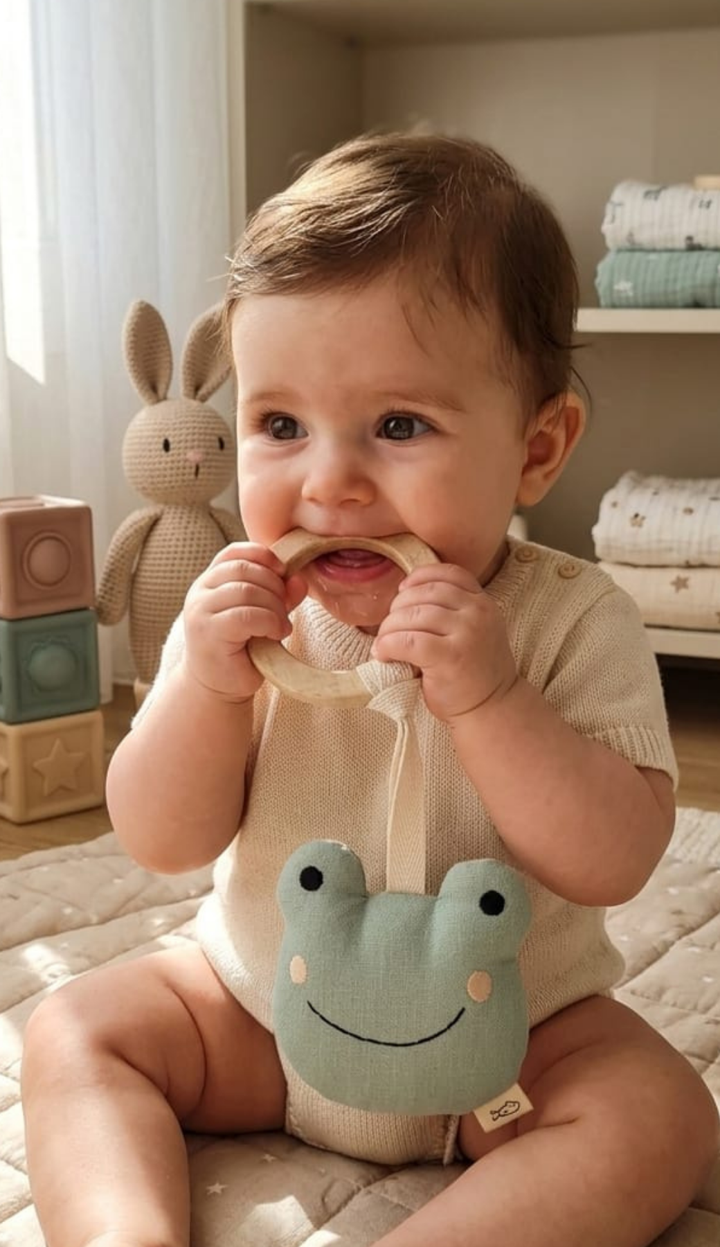 Sevimli Kurbağa Müslin Oyuncaklı Doğal Ahşap Diş Kayıcı / Bebek Odası Dekor/Bebek Hediyelik