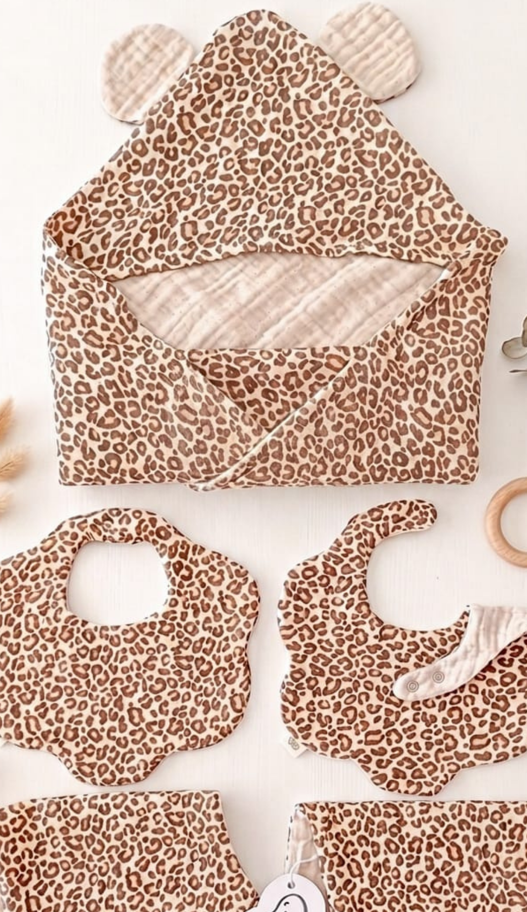 Premium Leopar 5'li Set %100 Pamuklu Multi Müslin Bornoz / 8 Katlı Önlük - Omuz Örtüsü / Nikel Free